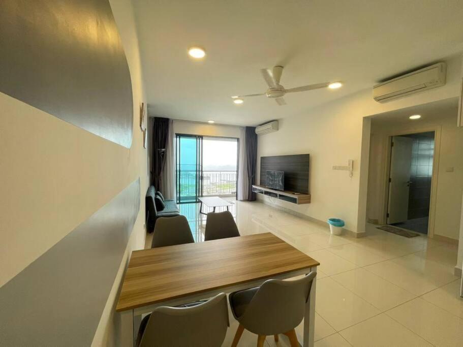 Teega Suites Seaview By Vdo Homestay Nusajaya  Exterior foto