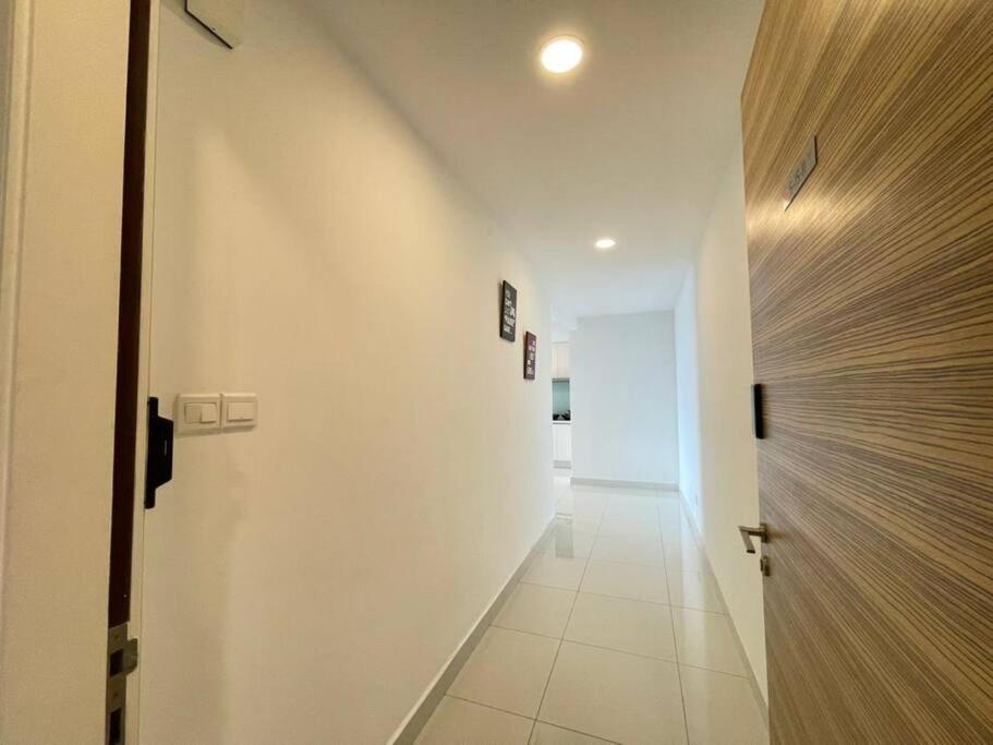 Teega Suites Seaview By Vdo Homestay Nusajaya  Exterior foto